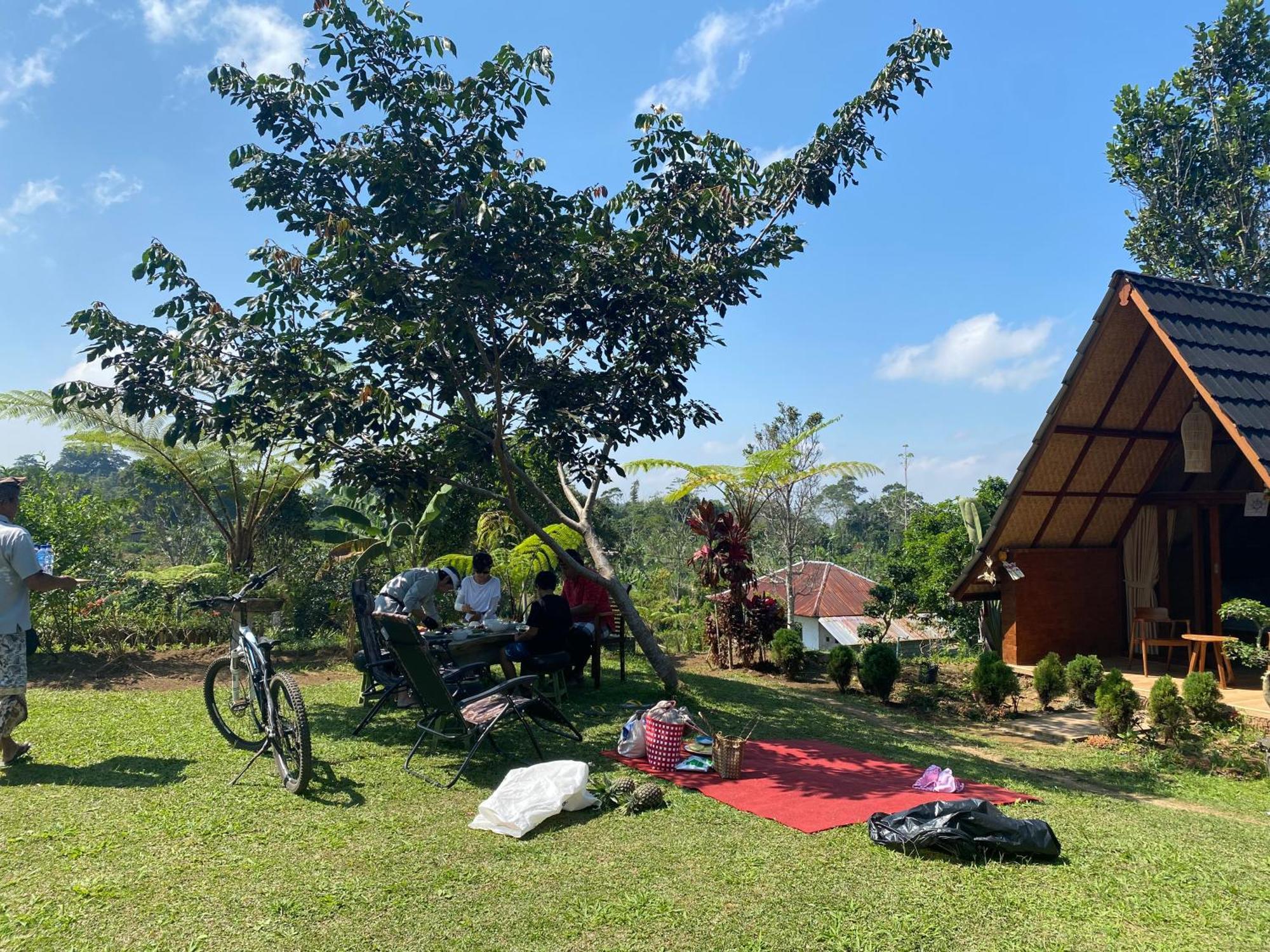 Lembah Cinta Mayungan Baturiti Bagian luar foto