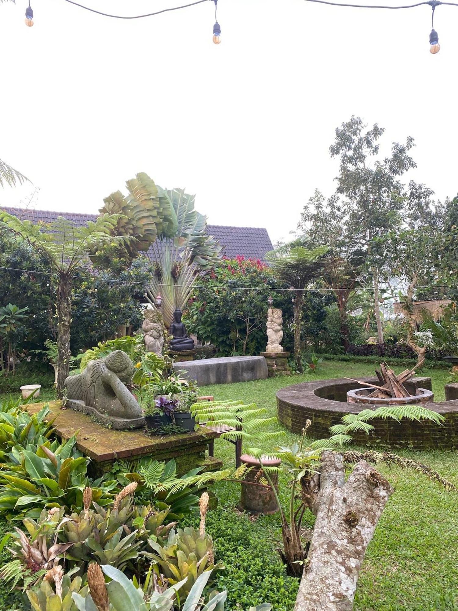 Lembah Cinta Mayungan Baturiti Bagian luar foto